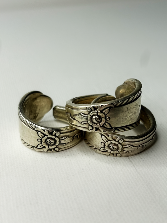 Simple Floral Band